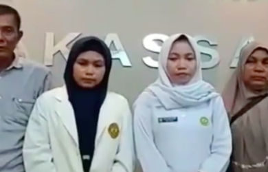 Karen Anak Lecehkan TNI dan Polri, Orangtua Mahasiswi Stikes Nangis Minta Maaf