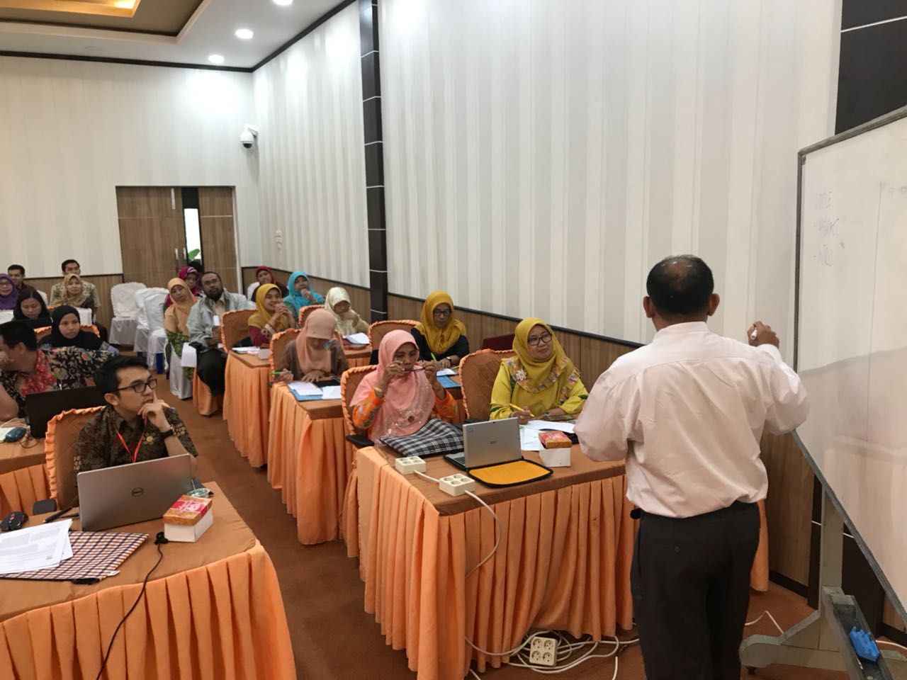 Workshop WMA di Padang, Prof Mustafa: Semua Bidang Ilmu Itu Ada Journalnya