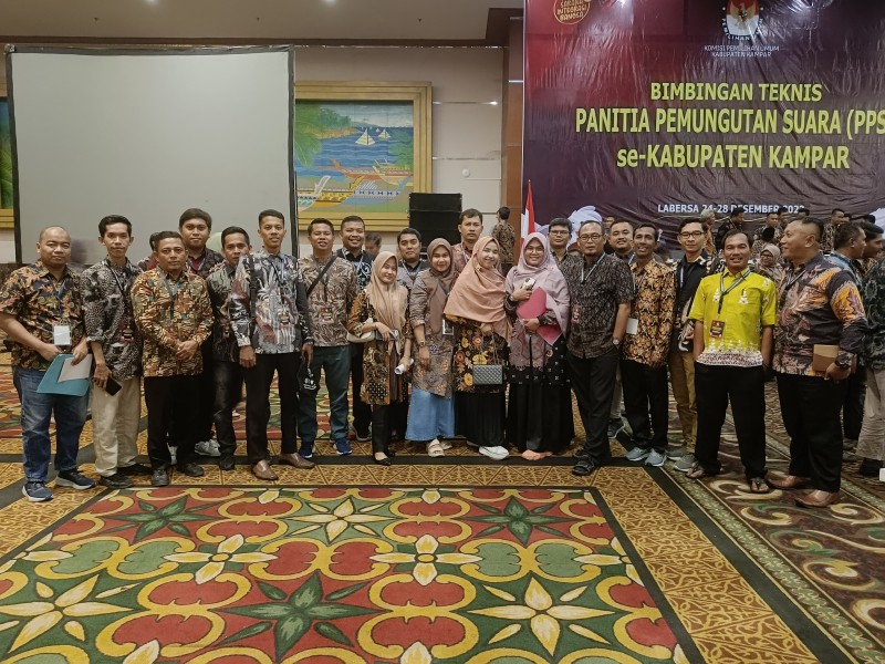 KPU Kampar Gelar Bimtek Bagi Seluruh Panitia Pemungutan Suara (PPS)