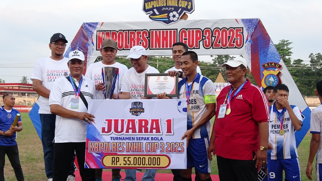 Bupati Inhil Hadiri Penutupan Turnamen Sepak Bola Kapolres Cup 3 Tahun 2025