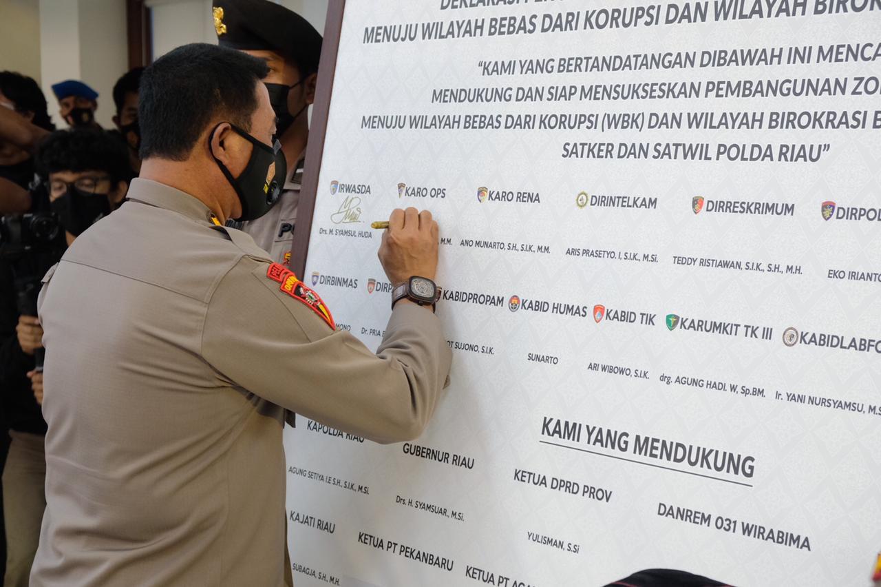 Kapolda Riau Canangkan Pembangunan Zona Integritas 17 Satker Polda menuju WBK dan WBBM