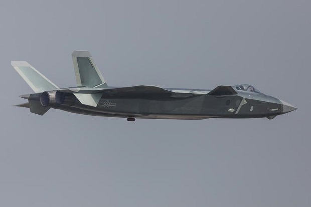 Jet Tempur Siluman J-20 Resmi Masuk Unit Tempur China