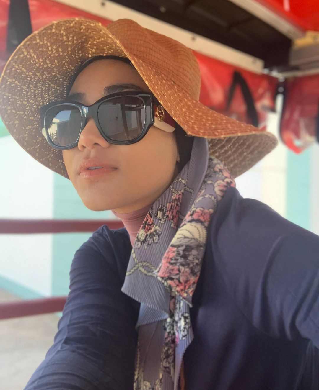 Uyaina Arshad, Artis Malaysia Tuai Kecaman Karena Gunakan Jersey Klub Inggris Ini Untuk Lap Air Kencing