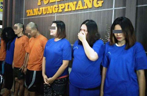 Lagi ‘Pesta Nikmat’, 4 Emak-emak dan 3 Pria Digerebek Polisi