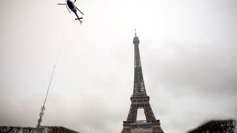 Tinggi Menara Eiffel Kini Bertambah Enam Meter