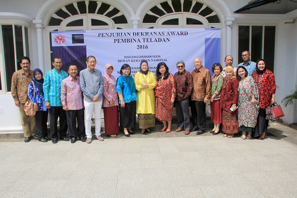 Riau Ikuti Dekranas Award Pembina Teladan Tahun 2016