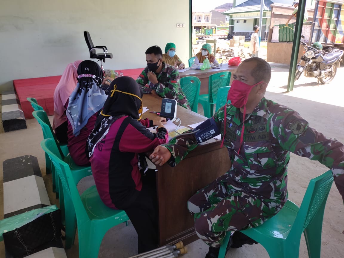 Mengetahui dan Menjaga Kondisi Kesehatan, Kodim 1208/Sambas Periksakan Kesehatan
