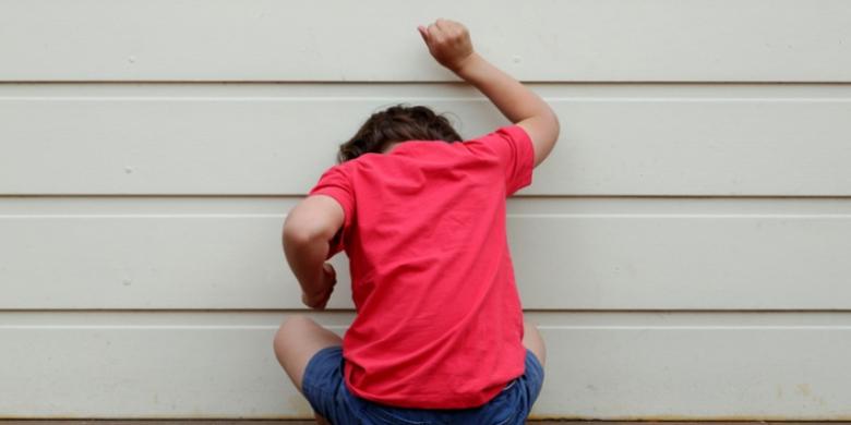 10 Perilaku Anak yang Menunjukkan Gejala Gangguan Mental