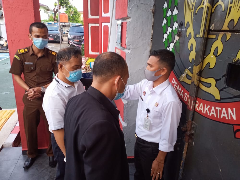 10 Tersangka Korupsi Izin Tambang Bauksit Ditahan Kejati Kepri di Rutan Tanjungpinang