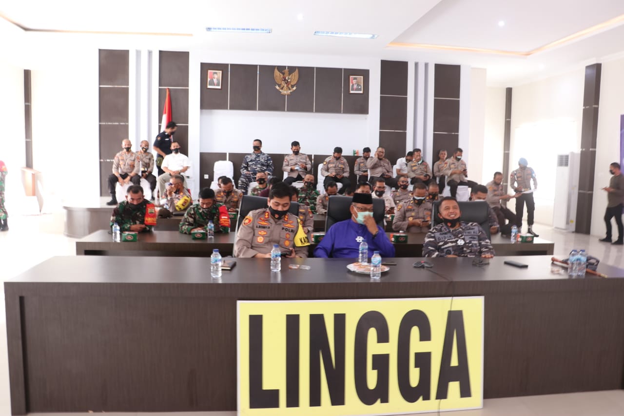 Polres Lingga bersama TNI Gelar Vaksinasi
