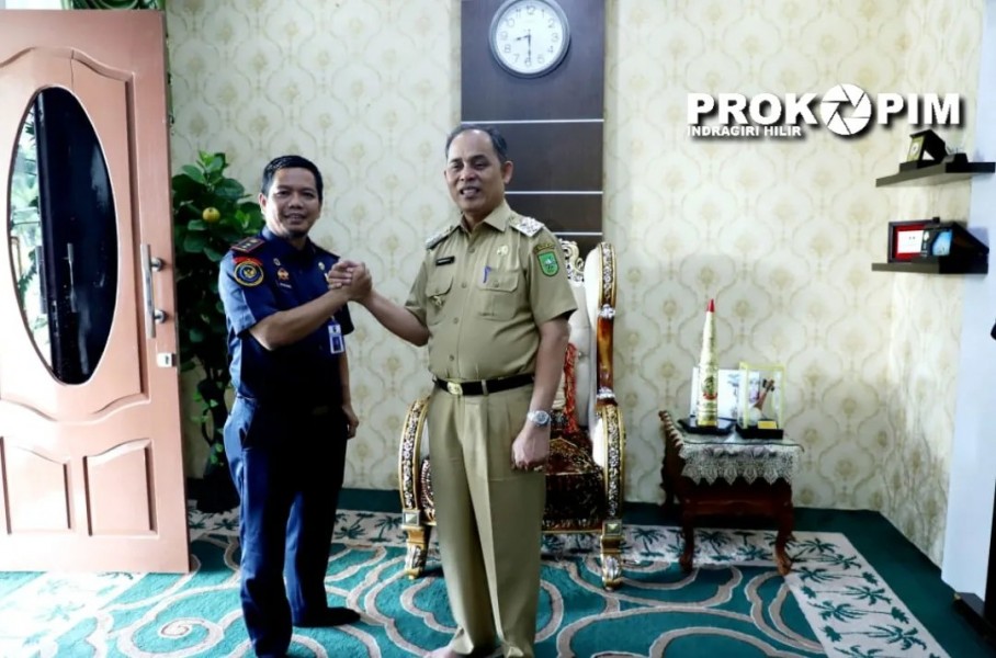 Pj Bupati Herman Terima Kunjungan Kepala UPT.PSDKP dan Kepala Koordinator Pos SAR Tembilahan