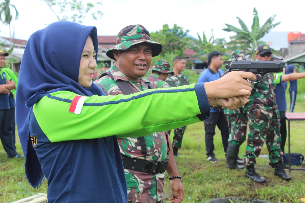 Jalin Sinergitas, Bea Cukai dan TNI Latihan Tembak Bersama