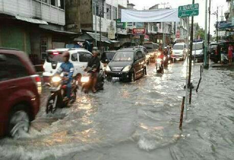 Pemko Diminta Data Titik Rawan Banjir di Kota Pekanbaru