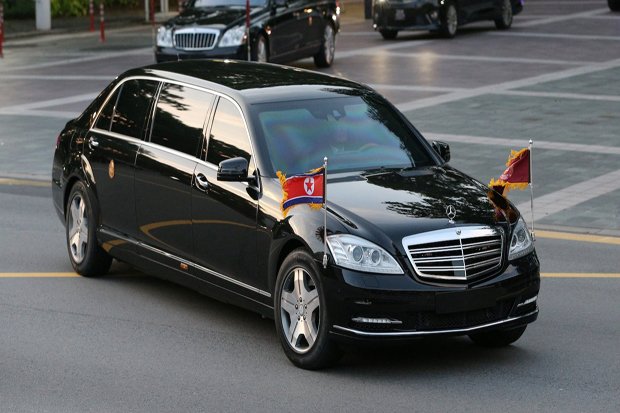 Ini Jenis Mercedes Anti Peluru Senilai USD1,57 Juta yang Dipakai Kim Jong Un