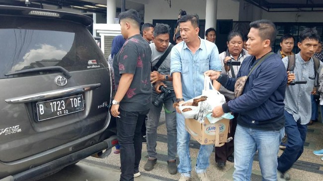 Sekeluarga di Palembang Tewas Tertembak, Dua Ekor Anjing Milik Korban juta Ditemukan Mati