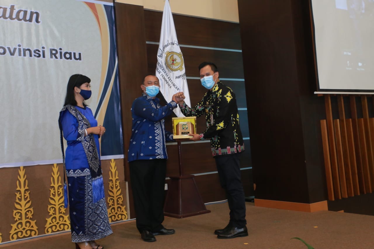 PJS Bupati Siak Hadir Sertijab Kepala BPK Perwakilan Provinsi Riau