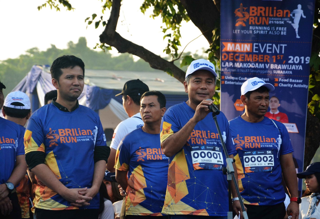 10.000 Runners Ramaikan BRILian Run Surabaya Series