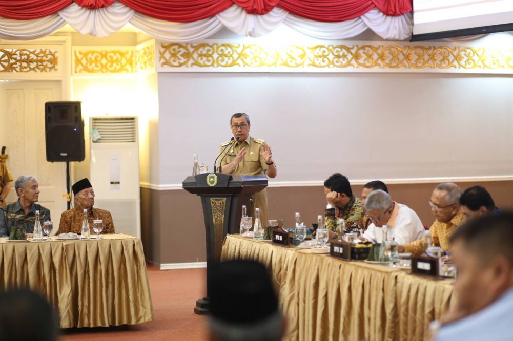 Gubri Sebut Kas Riau Masih Ada 14 Miliar