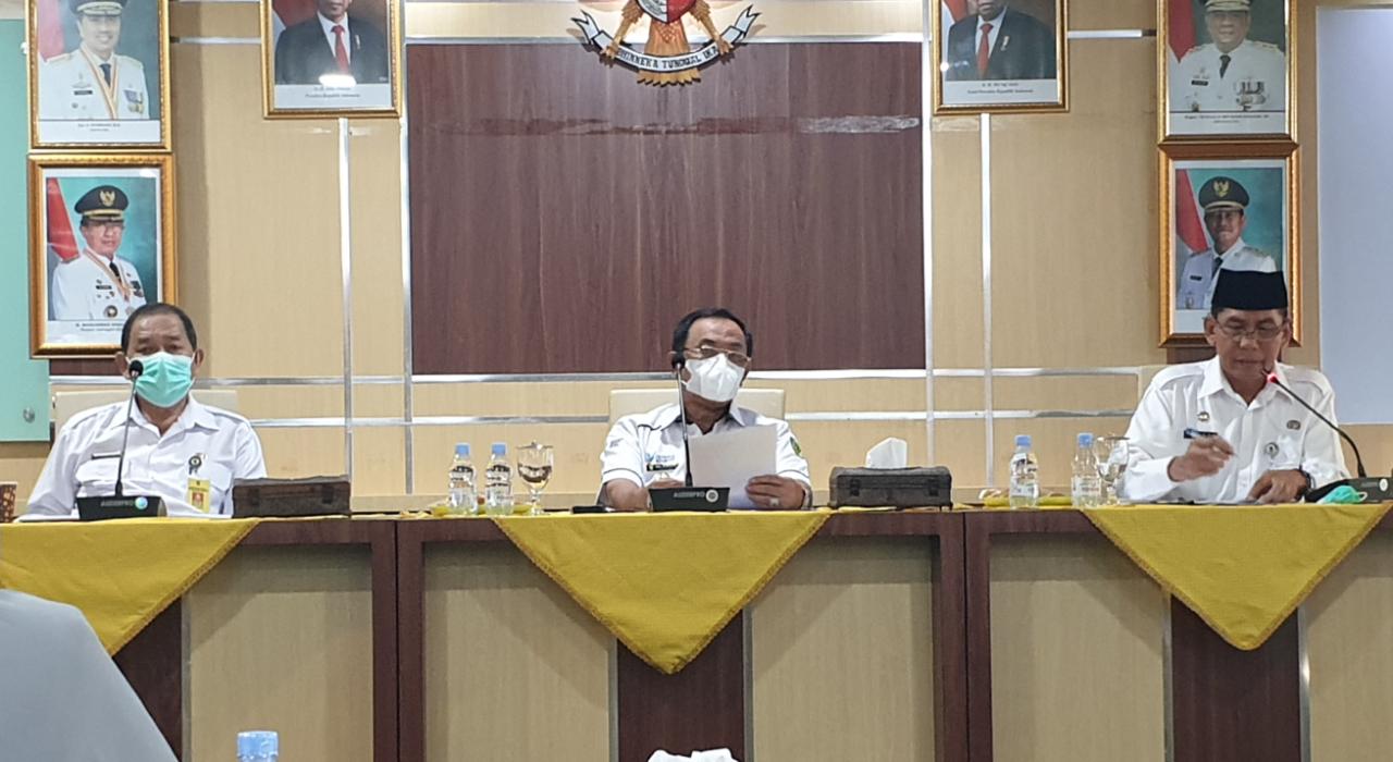 Bupati Inhil Pimpin Rapat Evaluasi Realisasi Fisik Dan Keuangan Tahun 2022