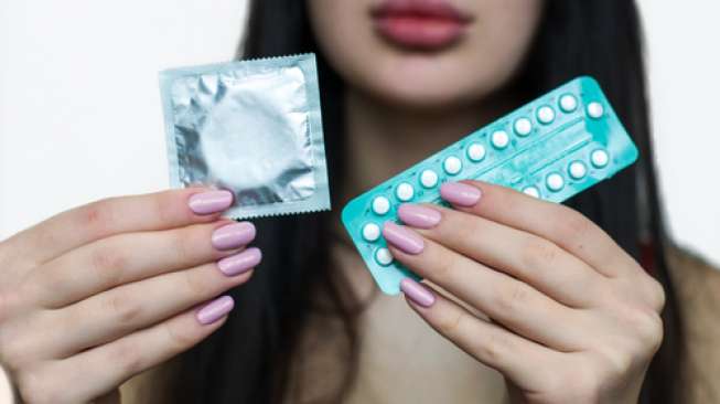 Orang Argentina Malas Pakai Kondom dan Pil KB Gara-gara Resesi Ekonomi