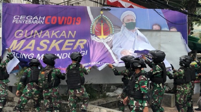 Bantah Presiden Perintahkan TNI Copot Baliho Rizieq, KSP: Tidak Benar, Terlalu Berlebihan