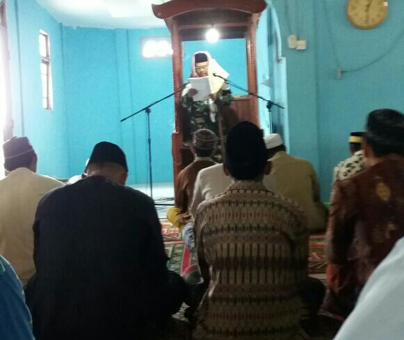 TMMD Kodim 0314/Inhil, Prajurit TNI Jadi Khatib Shalat Jumat 