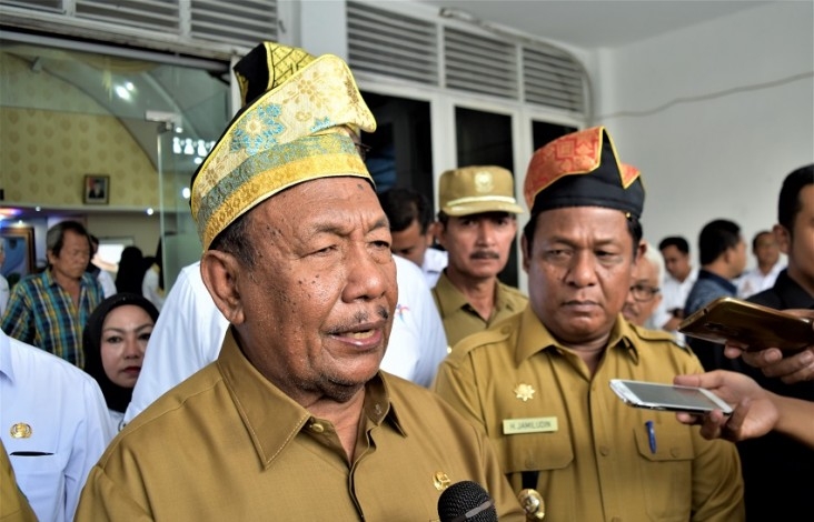 Arsyadjuliandi Rachman Mundur, Wan Thamrin Plt Gubernur Riau