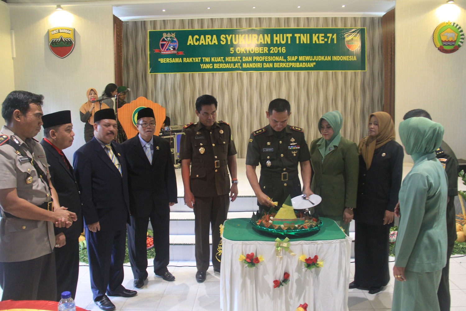 Sekda Apresiasi Pengabdian TNI di Kabupaten Inhil
