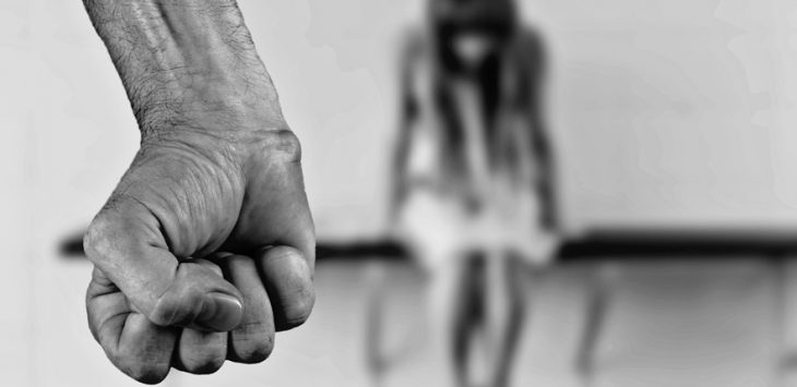 KEJAM BANGET... Siswi SMP Diperkosa Lalu Dianiaya Hingga Pingsan di Rumahnya