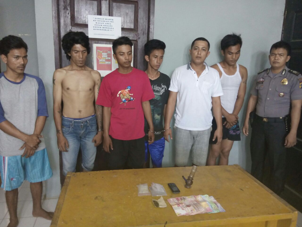 Asik Pesta Narkoba, Tujuh Pemuda di Rohil Diangkut
