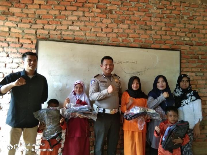 Jual Perhiasan Istri, Bripka R Manurung Bangun Sekolah Marjinal