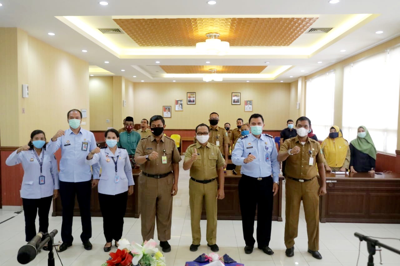 Pemkab Siak - Kanwil Kemenkumham Riau Gelar Ceramah Penyuluhan Hukum Terpadu Pencegahan dan Penanganan Covid-19