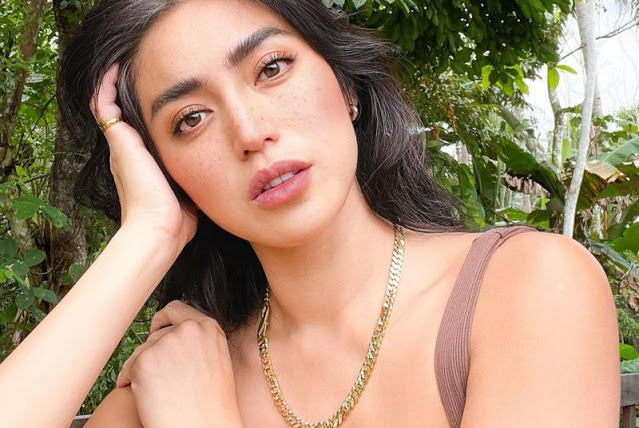 Pamer Perhiasan Emas Belahan Dada Jessica Iskandar Disorot, Netizen Malah Terbayang Pepaya