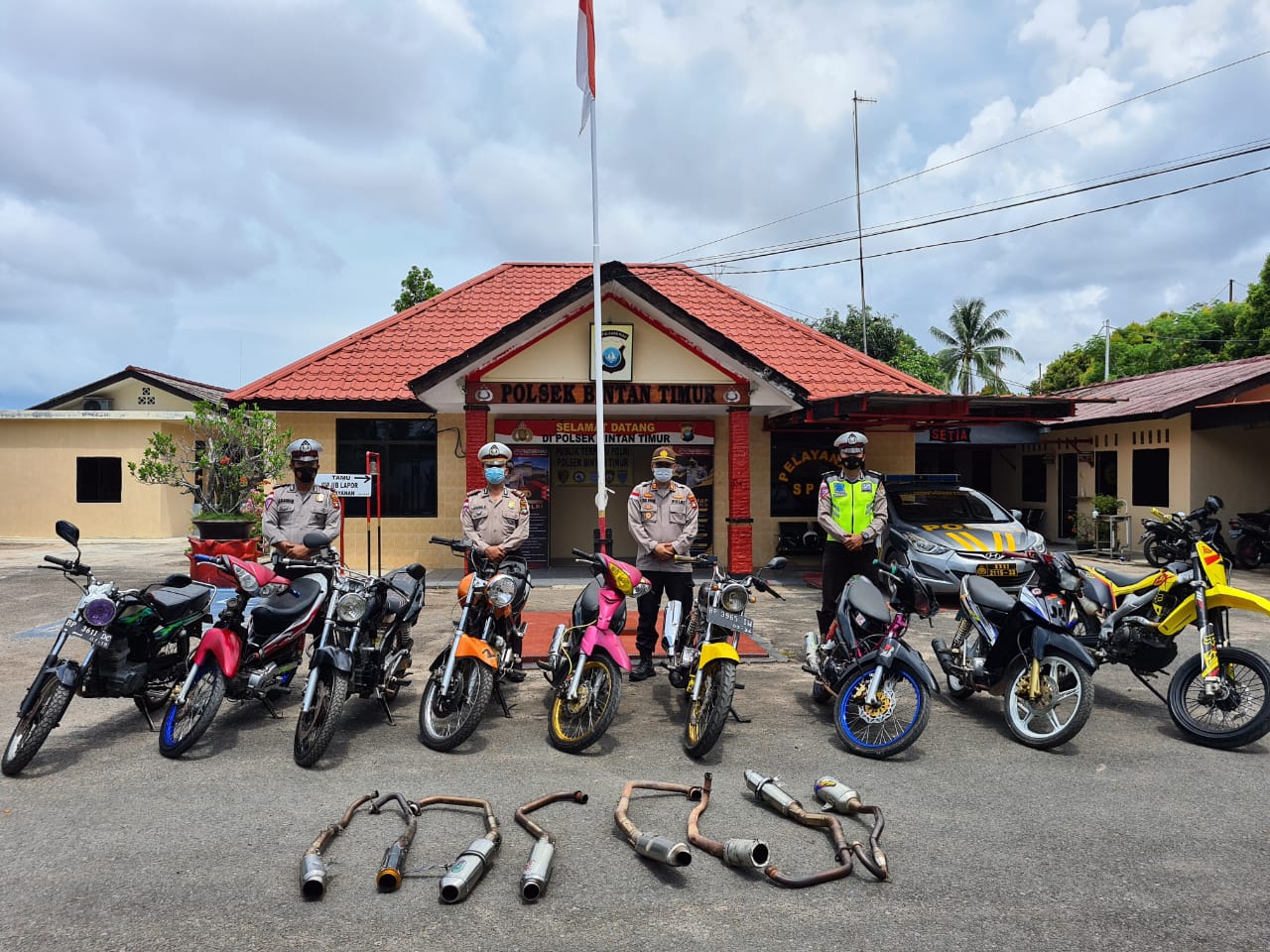 Belasan Sepeda Motor Knalpot Racing Diamankan ke Polsek Bintim