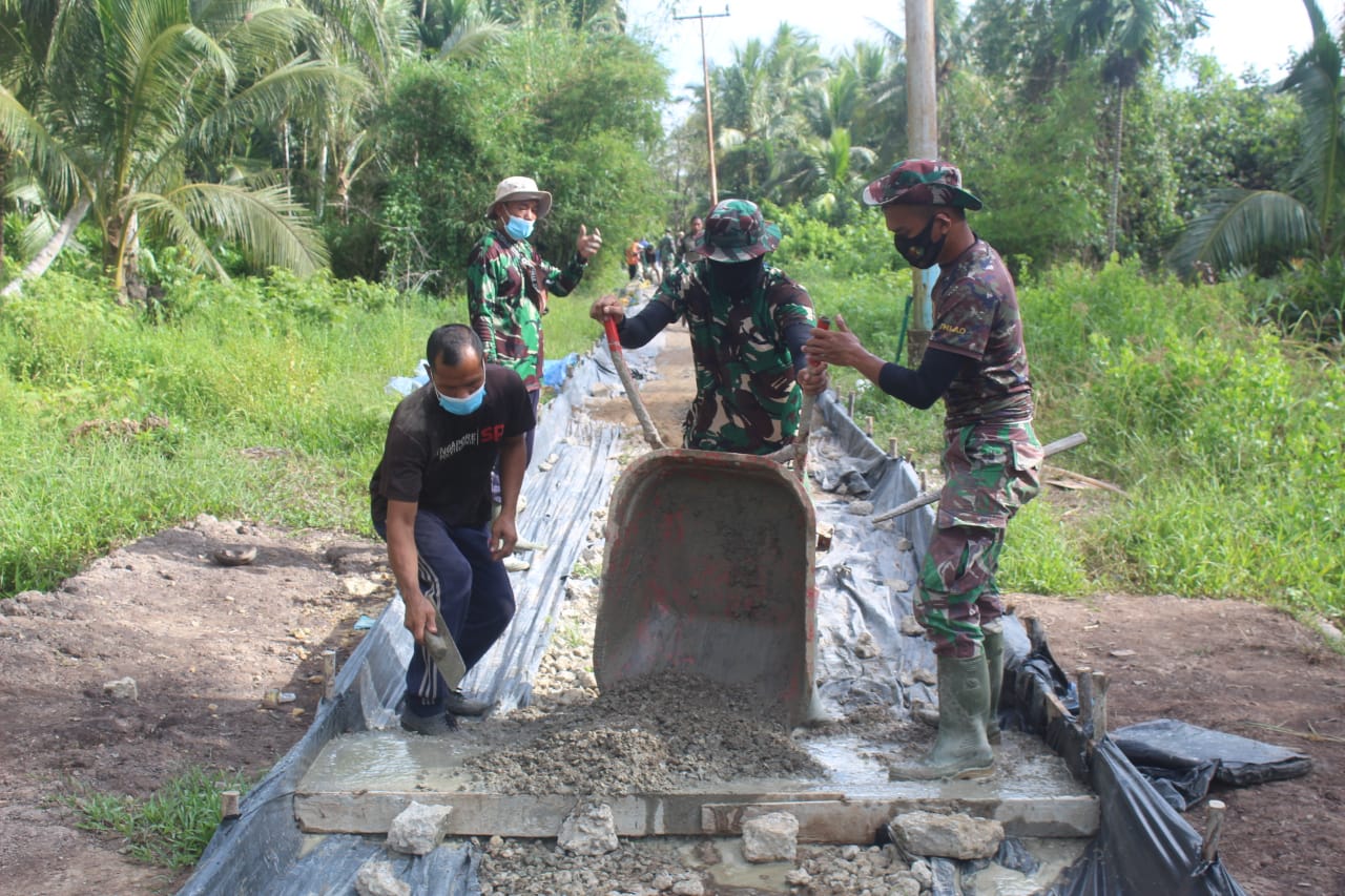 Pekerjaan Fisik Terus Digesa Satgas TMMD dan Warga
