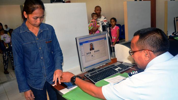 Pengurusan Paspor Di Imigrasi Pekanbaru Mencapai 300 Pemohon Per Hari