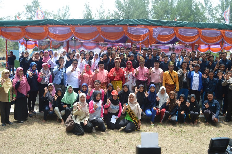 Gubri H Syamsuar dan Bupati Amril Mukminin Dukung Program GenRe dan Aksi Positif Remaja Riau