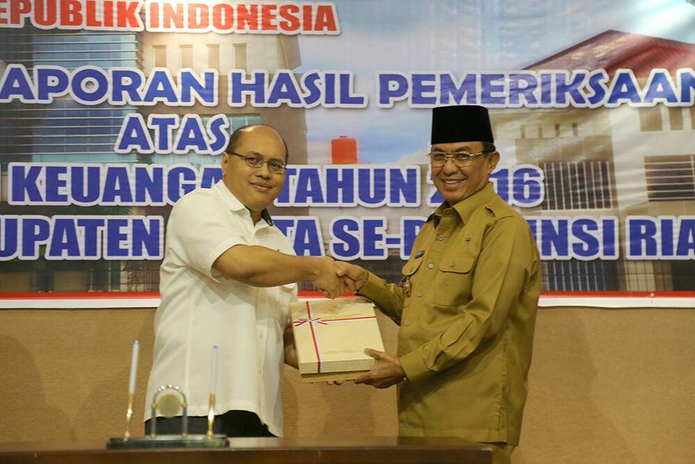 Opini WTP BPK Riau Kado Terindah Milad Inhil Ke - 52