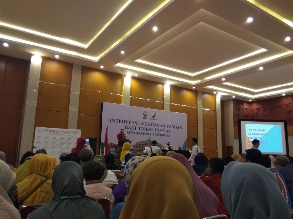 Asrizal Paparkan Beberapa Syarat UMKM Riau Naik Kelas