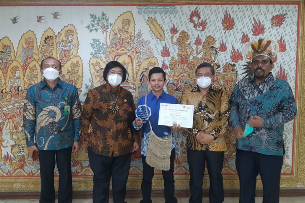 Wiriyanto Aswir Raih Penghargaan Kepemimpinan Hijau Indonesia