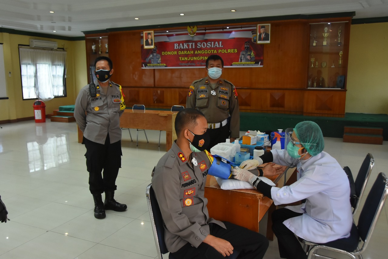 Polres Tanjungpinang Gelar Bhakti Sosial dengan Donor Darah