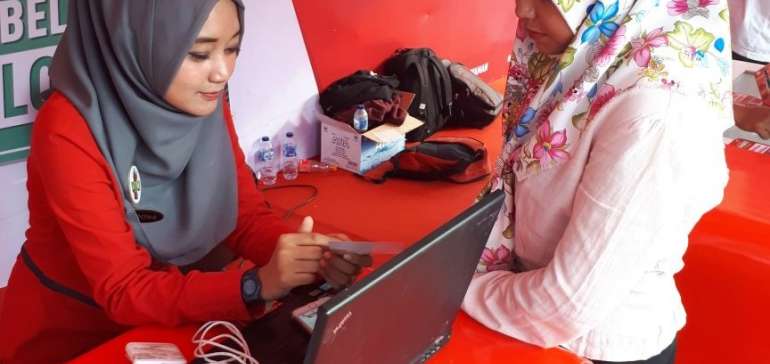 Registrasi Ulang Kartu Telkomsel Wilayah Sumbagteng Baru 50 Persen