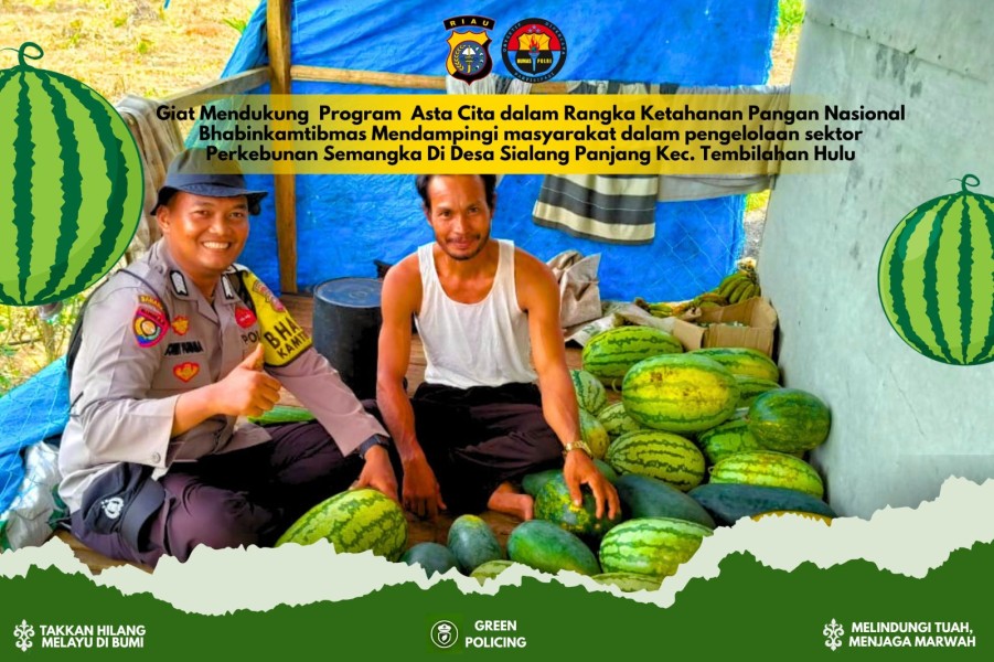 Polri Bangun Komunikasi dengan Petani Semangka di Desa Sialang Panjang