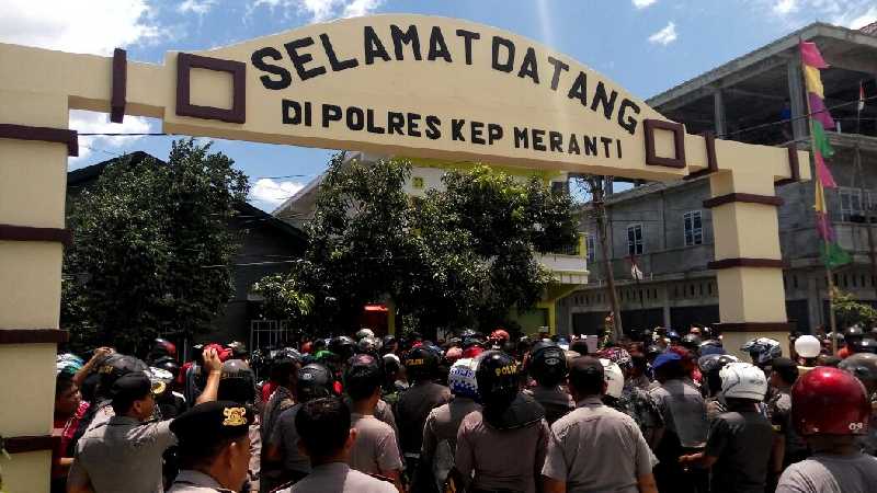 Kapolda Riau: Kalau Ada yang Tidak Puas, Silakan SMS ke Nomor Ini