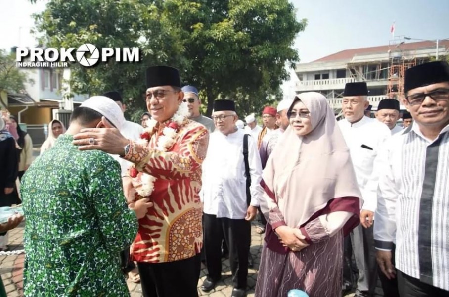 Bupati Inhil HM Wardan dan Rombongan Kunjungi Masjid Jami' Miftahul Jannah Jakarta Timur