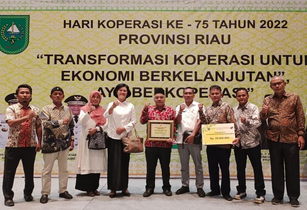 Koperasi Serba Usaha Tasmal Inhil raih penghargaan koperasi berprestasi tingkat Provinsi Riau