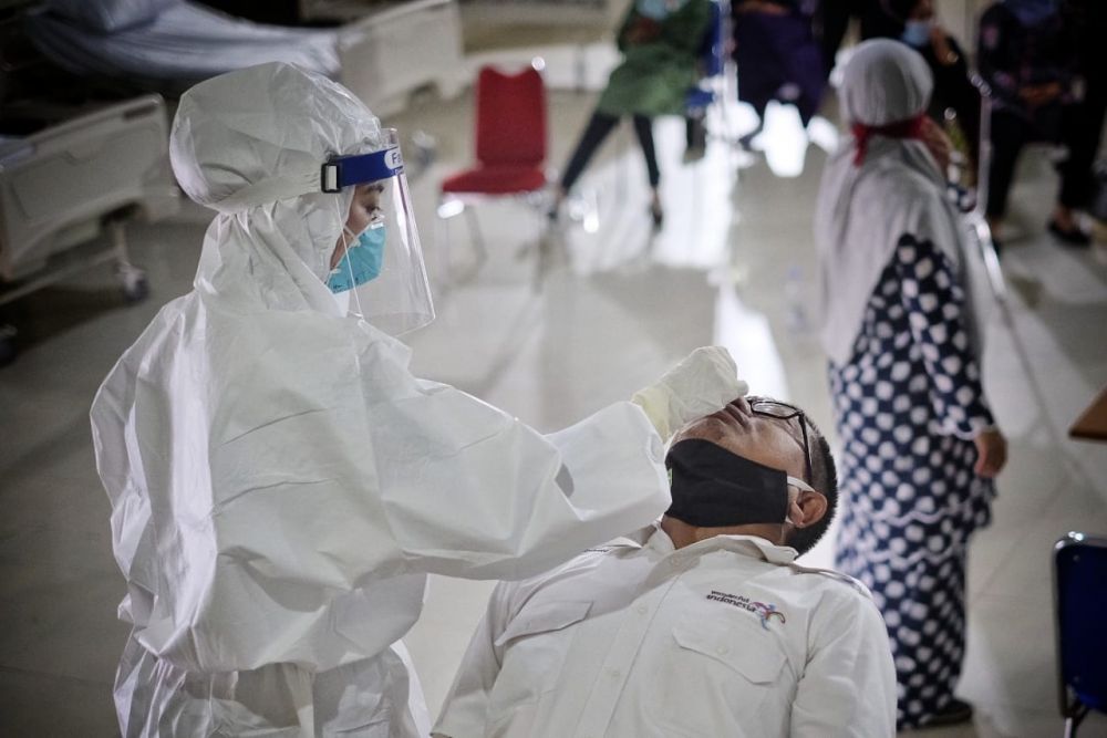 Gubri Syamsuar Minta Penumpang Pesawat dari Pulau Jawa Swab Test ulang di Bandara SSK II Pekanbaru