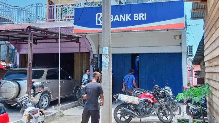 Kawanan Rampok Bersenjata Api Beraksi di Bank BRI Bengkalis