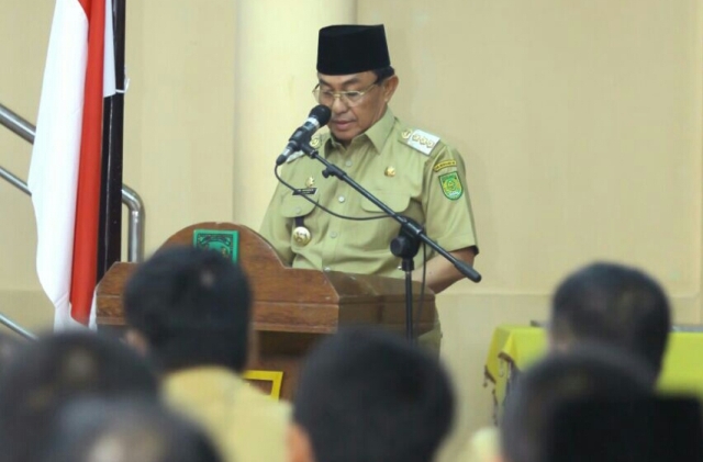 Pejabat Diminta Bekerja dengan Baik dan Profesional