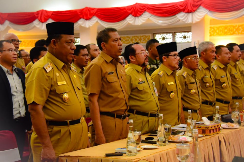 Sekda Bengkalis Hadiri Silaturahim Gubernur Riau dengan DPR